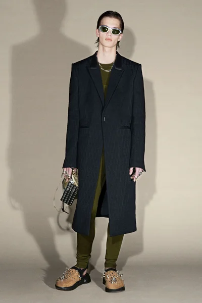 Look 34